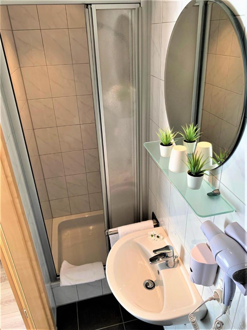 Hotel Zum Adler Bad Homburg vor der Hoehe Exterior photo